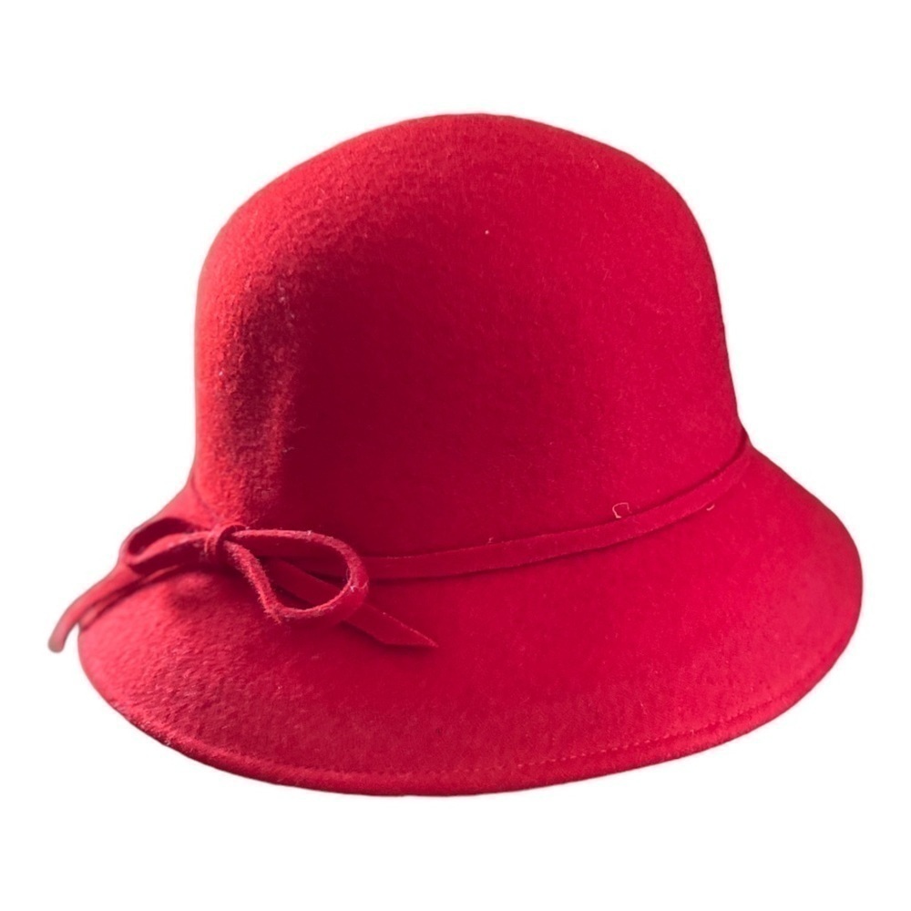 Beautiful Women’s red Classic  Hat One Size